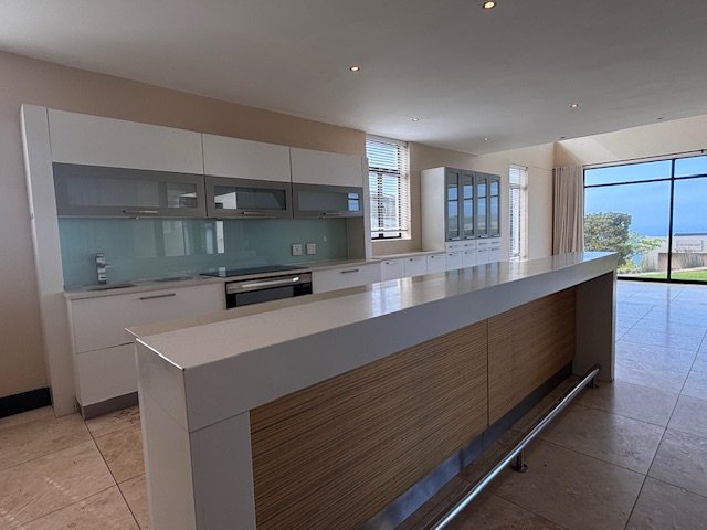 4 Bedroom Property for Sale in Oubaai Western Cape